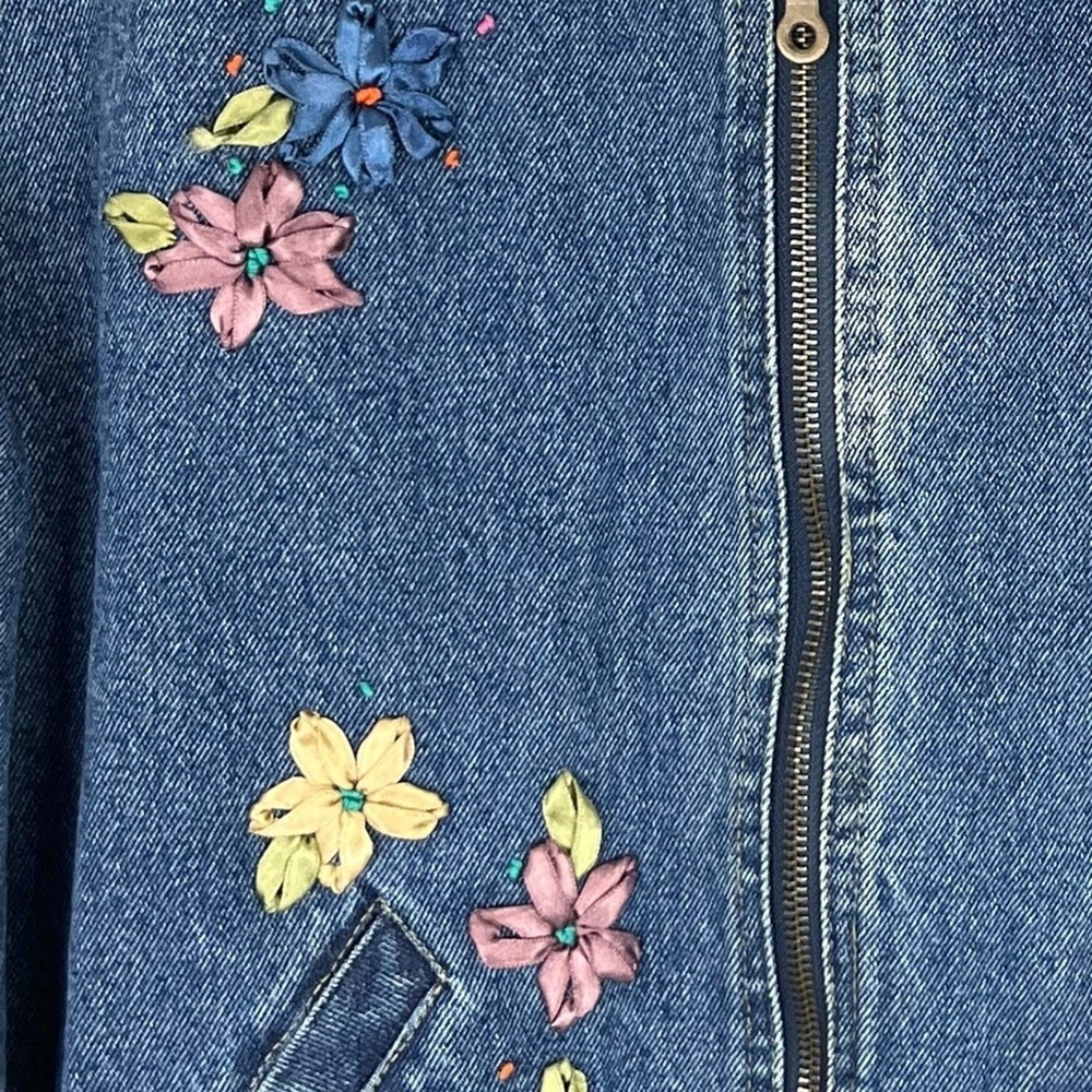 Vintage Womens Floral Embroidered Denim Jean Jacket LG Cottagecore Shabby Chic - Picture 7 of 12